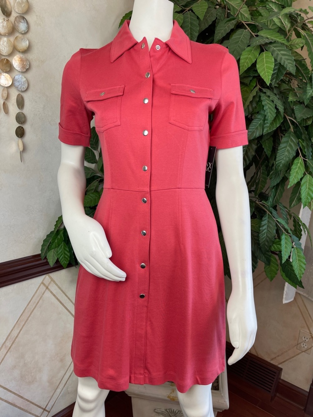 NY&CO SALMON SNAP FRONT SHORT SLEEVE DRESS